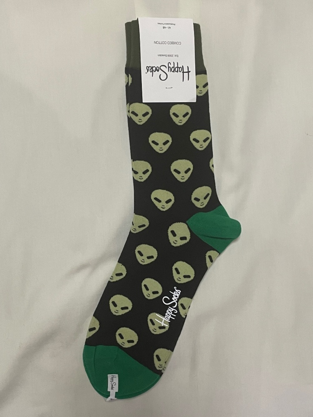 HAPPY SOCKS - Brand new with tags - Size 10-13 (US) - Green socks with aliens